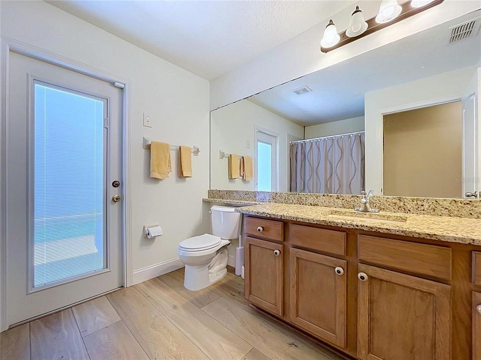For Sale: $549,000 (4 beds, 2 baths, 2534 Square Feet)