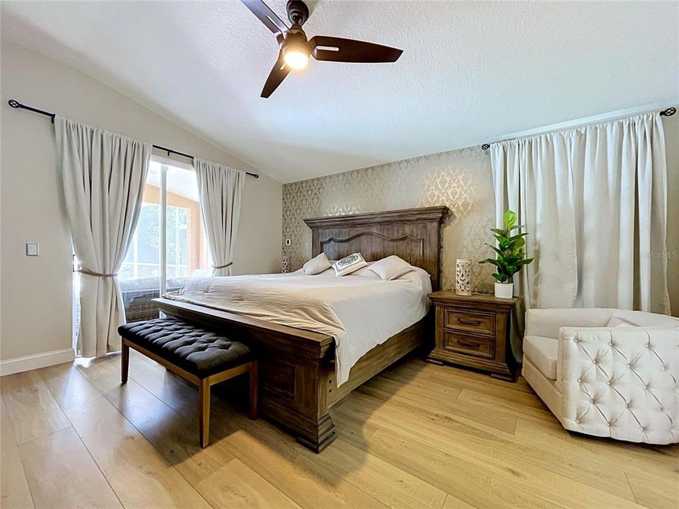 For Sale: $549,000 (4 beds, 2 baths, 2534 Square Feet)
