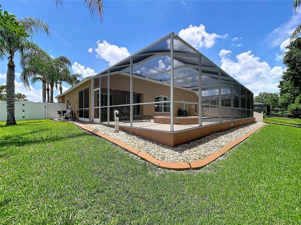 For Sale: $549,000 (4 beds, 2 baths, 2534 Square Feet)