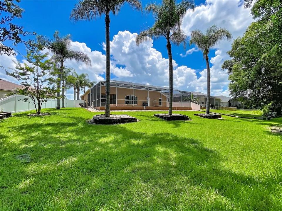 For Sale: $549,000 (4 beds, 2 baths, 2534 Square Feet)