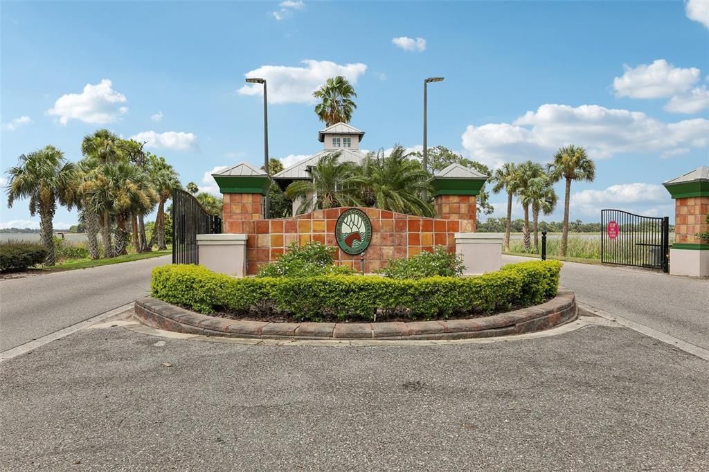 For Sale: $549,000 (3 beds, 2 baths, 2136 Square Feet)