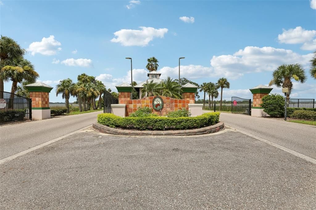 For Sale: $549,000 (3 beds, 2 baths, 2136 Square Feet)