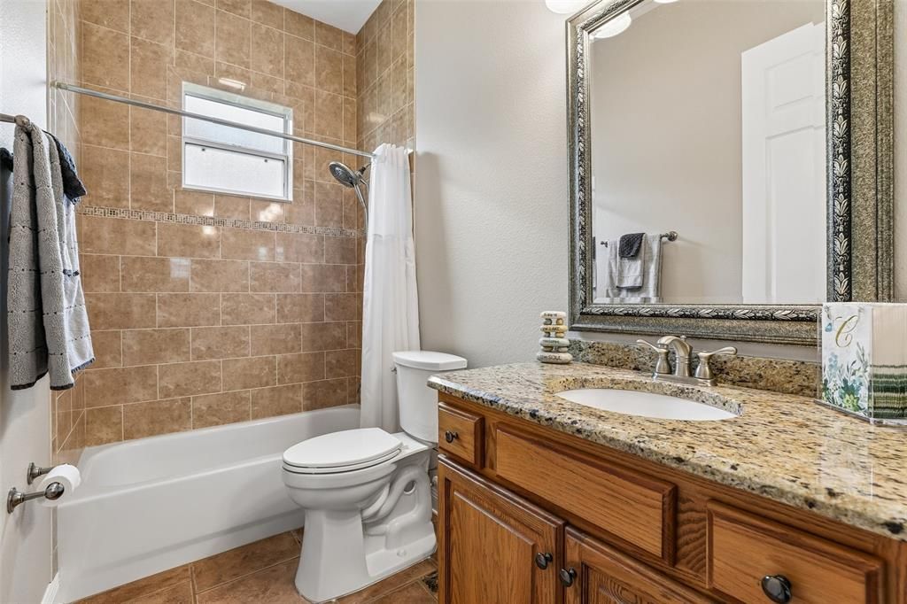 For Sale: $549,000 (3 beds, 2 baths, 2136 Square Feet)