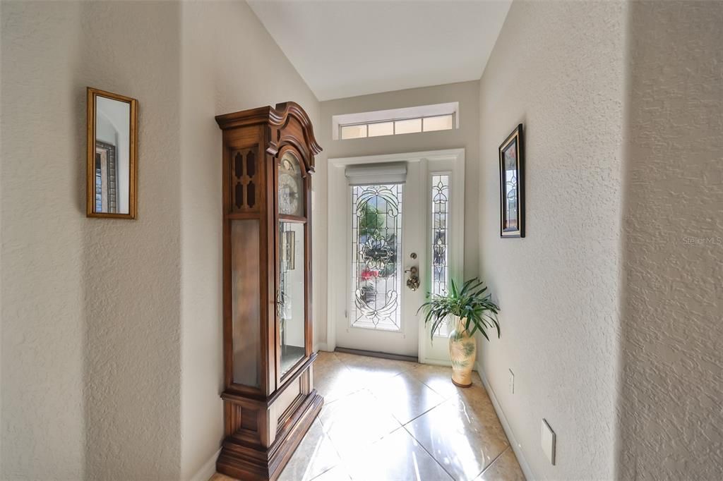 For Sale: $349,900 (3 beds, 2 baths, 1860 Square Feet)