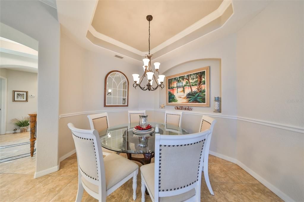 For Sale: $349,900 (3 beds, 2 baths, 1860 Square Feet)
