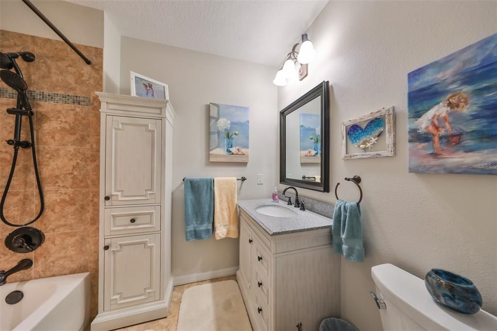 For Sale: $349,900 (3 beds, 2 baths, 1860 Square Feet)