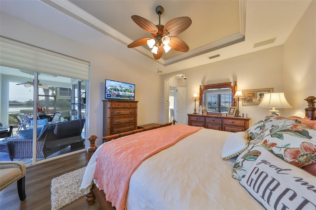 For Sale: $349,900 (3 beds, 2 baths, 1860 Square Feet)