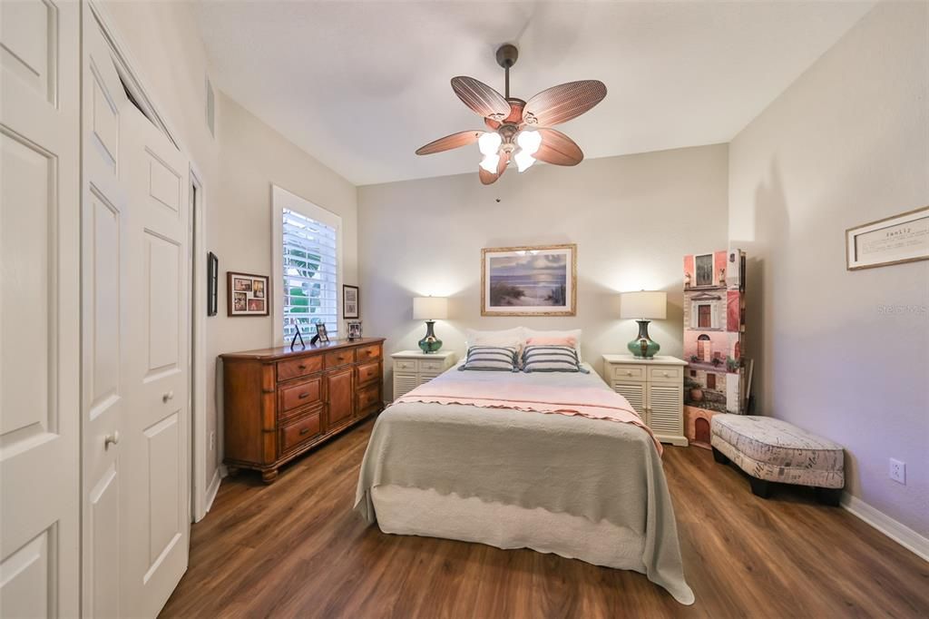 For Sale: $349,900 (3 beds, 2 baths, 1860 Square Feet)