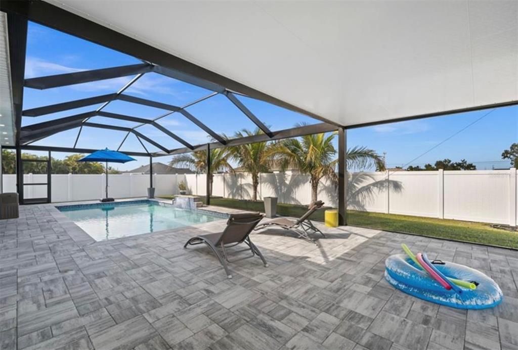 En Venta: $475,000 (3 camas, 2 baños, 1840 Pies cuadrados)
