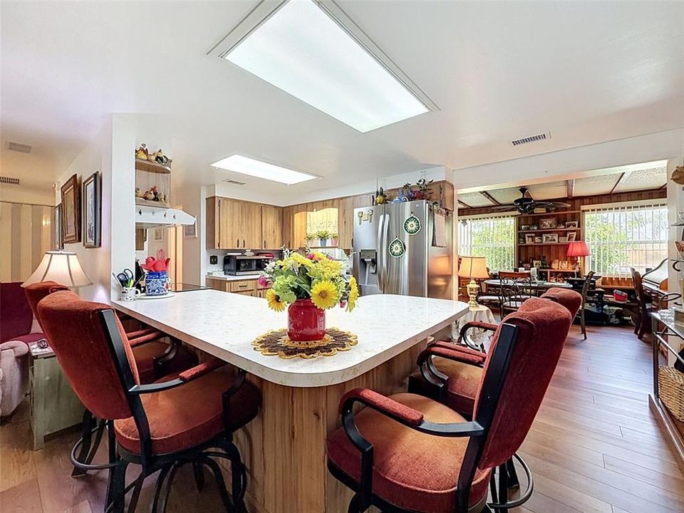 En Venta: $275,000 (2 camas, 1 baños, 1224 Pies cuadrados)