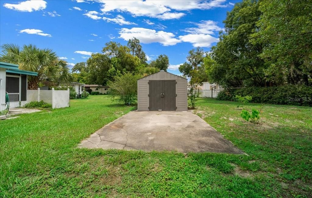 На продажу: $129,900 (2 спален, 2 ванн, 1284 Квадратных фут)