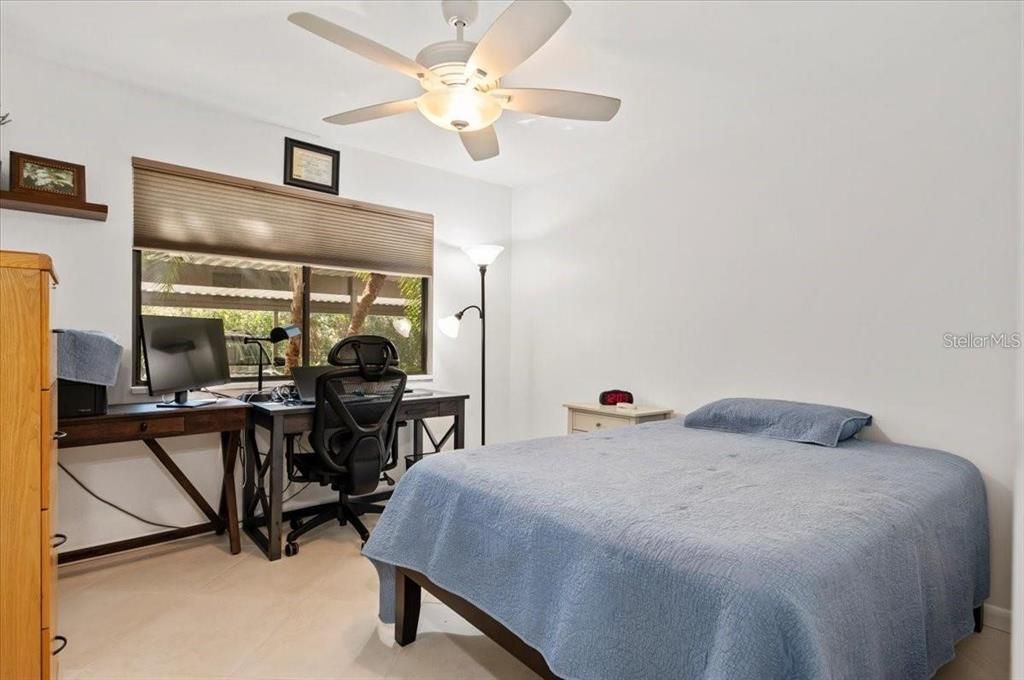В аренду: $2,250 (2 спален, 2 ванн, 1330 Квадратных фут)