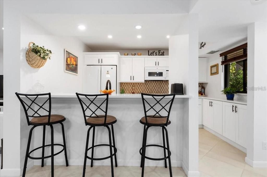 В аренду: $2,250 (2 спален, 2 ванн, 1330 Квадратных фут)