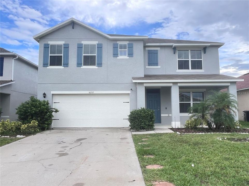 For Rent: $3,100 (5 beds, 3 baths, 2700 Square Feet)
