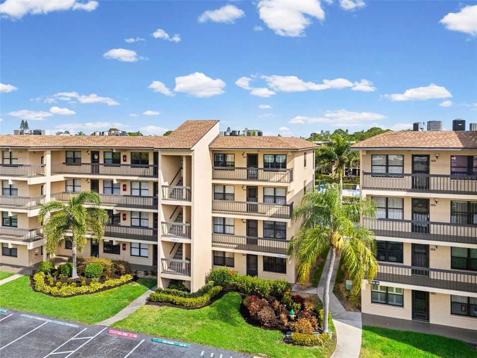 En Venta: $90,000 (2 camas, 2 baños, 1001 Pies cuadrados)