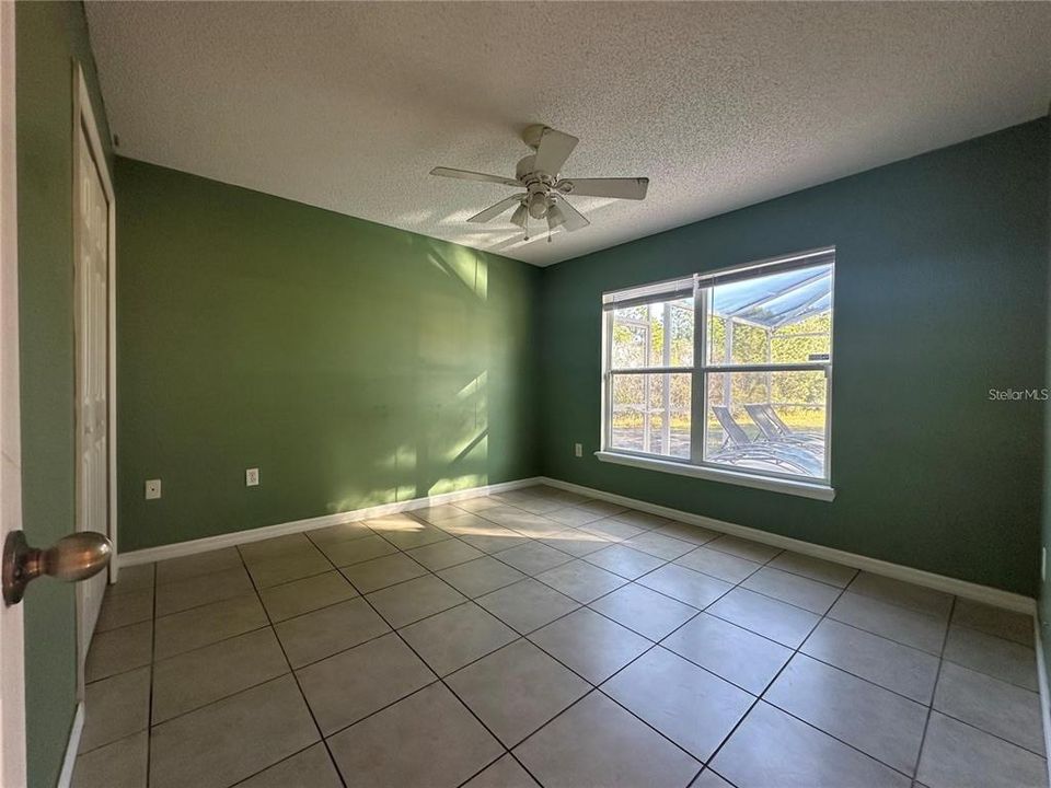 En Venta: $370,000 (5 camas, 2 baños, 1670 Pies cuadrados)