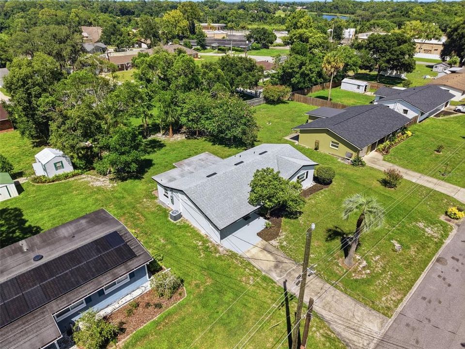 For Sale: $289,900 (2 beds, 1 baths, 1114 Square Feet)