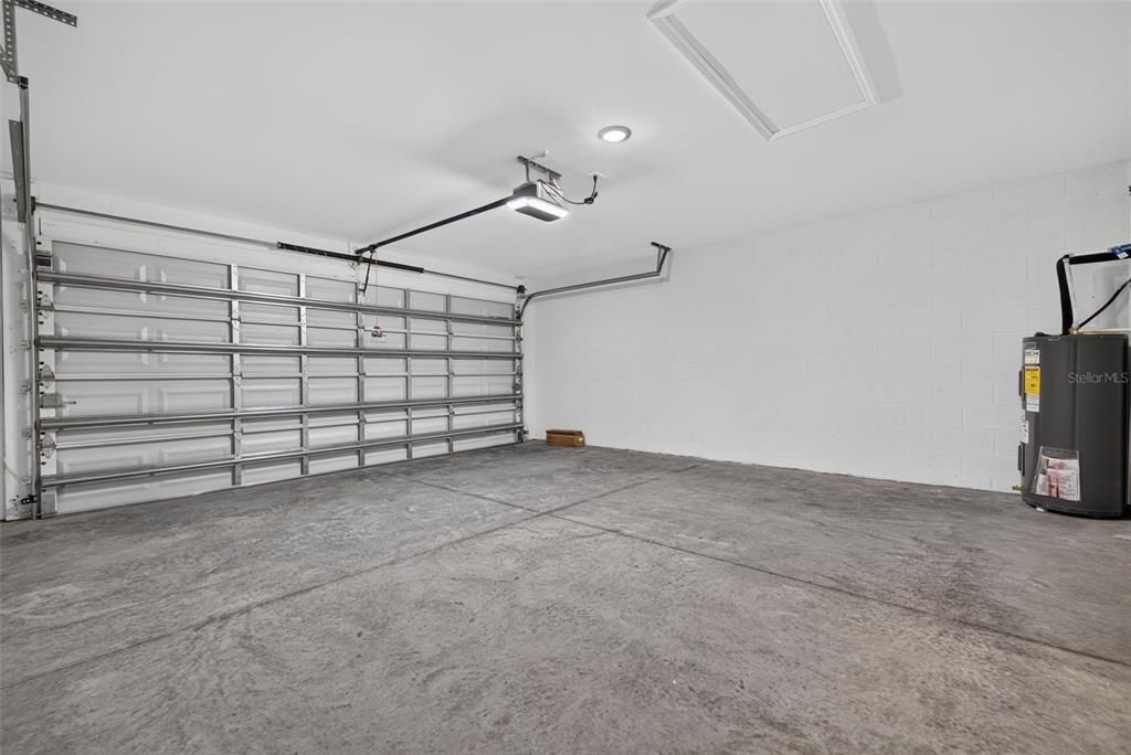 For Sale: $284,900 (3 beds, 2 baths, 1333 Square Feet)