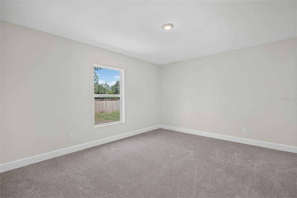 For Sale: $284,900 (3 beds, 2 baths, 1333 Square Feet)