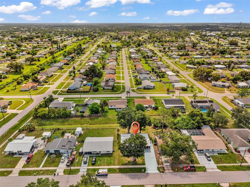 En Venta: $214,900 (2 camas, 2 baños, 1272 Pies cuadrados)