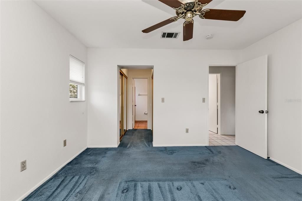 En Venta: $214,900 (2 camas, 2 baños, 1272 Pies cuadrados)