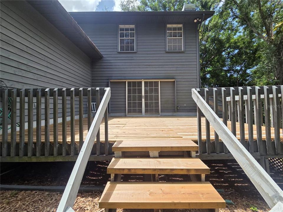 For Rent: $2,600 (3 beds, 2 baths, 2829 Square Feet)