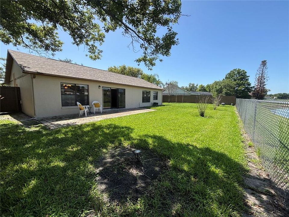 Active With Contract: $350,000 (3 beds, 2 baths, 1246 Square Feet)