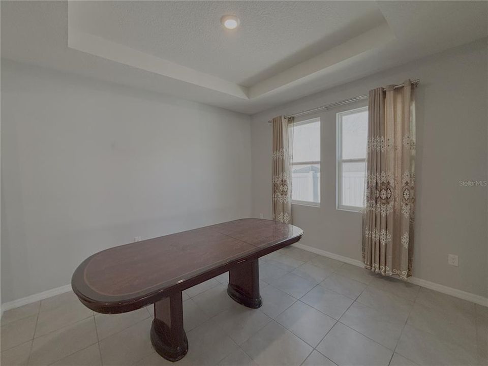 For Rent: $2,395 (4 beds, 3 baths, 2843 Square Feet)