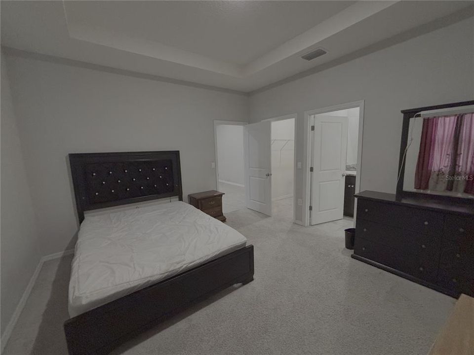 For Rent: $2,395 (4 beds, 3 baths, 2843 Square Feet)
