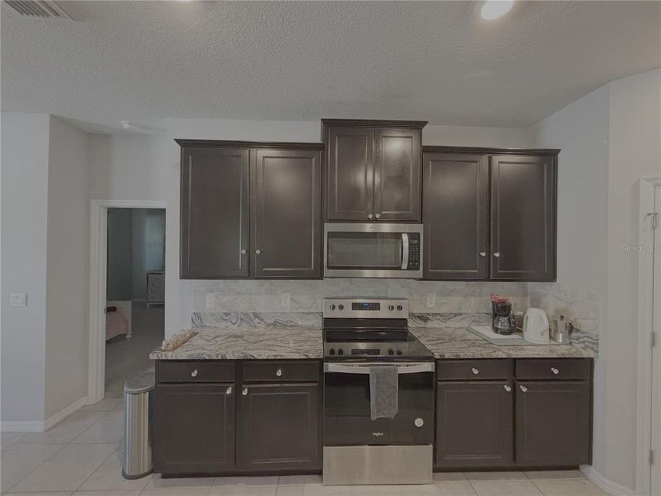 For Rent: $2,395 (4 beds, 3 baths, 2843 Square Feet)