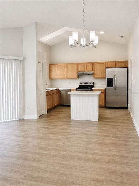 For Sale: $324,000 (3 beds, 2 baths, 1420 Square Feet)