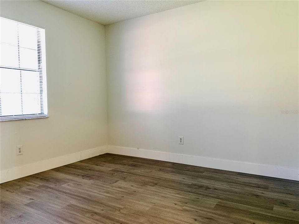 For Sale: $324,000 (3 beds, 2 baths, 1420 Square Feet)