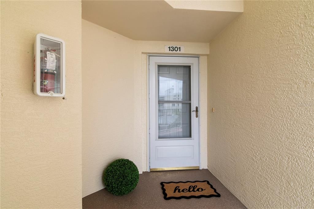 En Venta: $420,000 (3 camas, 2 baños, 1800 Pies cuadrados)