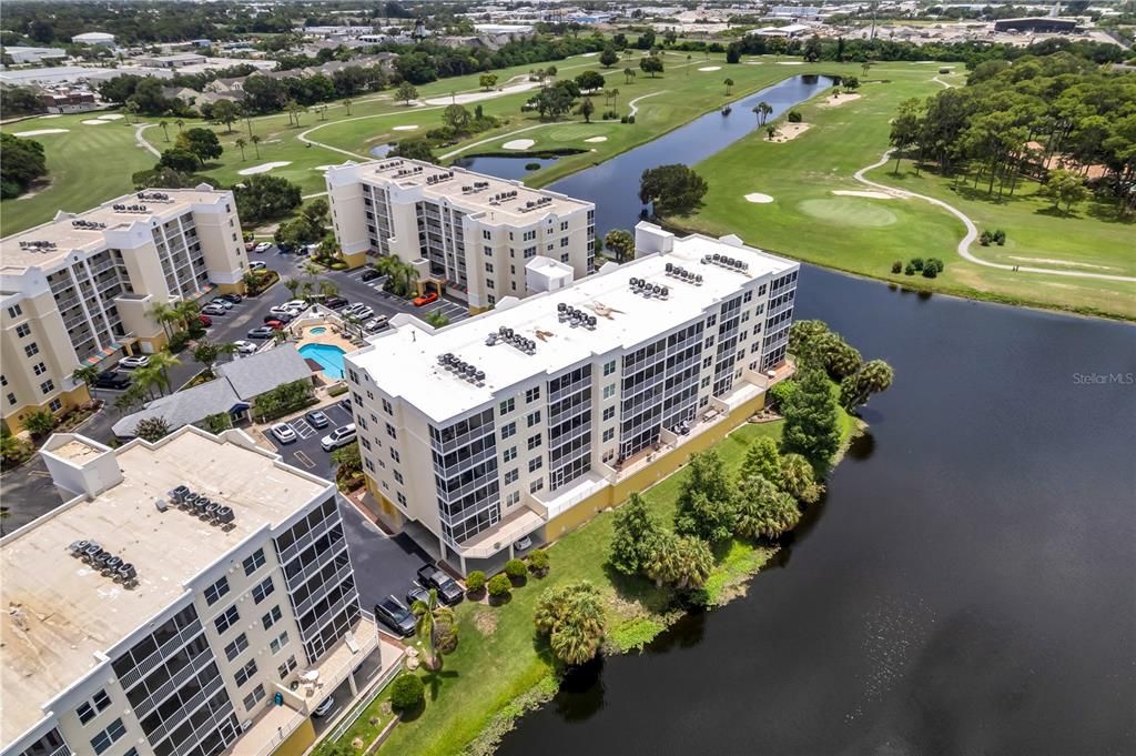 En Venta: $420,000 (3 camas, 2 baños, 1800 Pies cuadrados)