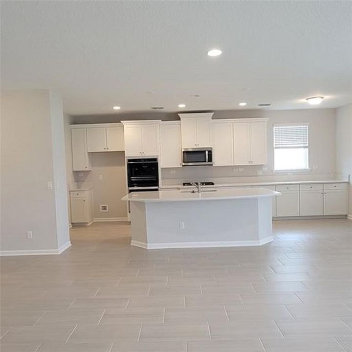 For Sale: $523,990 (4 beds, 4 baths, 2681 Square Feet)