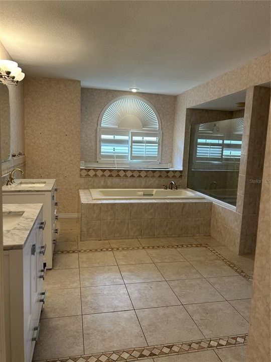 For Sale: $455,000 (3 beds, 2 baths, 2125 Square Feet)
