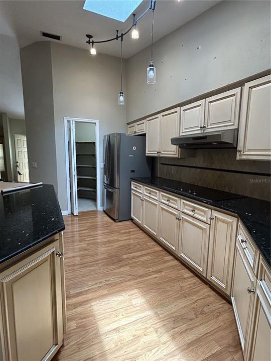 For Sale: $455,000 (3 beds, 2 baths, 2125 Square Feet)