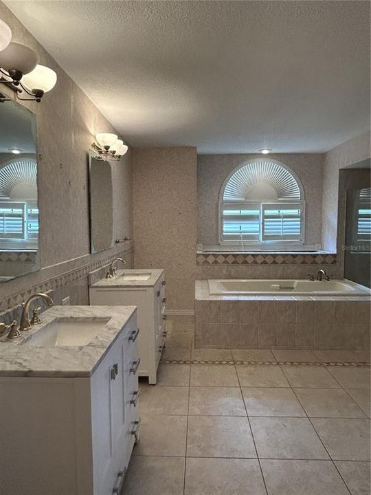 For Sale: $455,000 (3 beds, 2 baths, 2125 Square Feet)