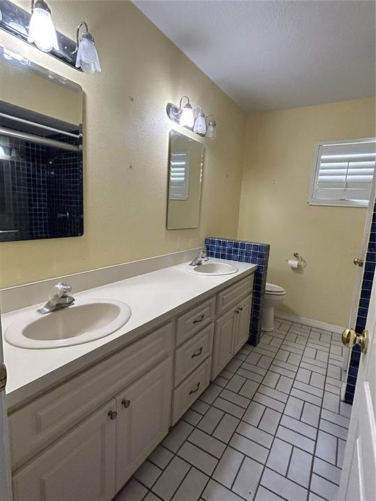 For Sale: $455,000 (3 beds, 2 baths, 2125 Square Feet)