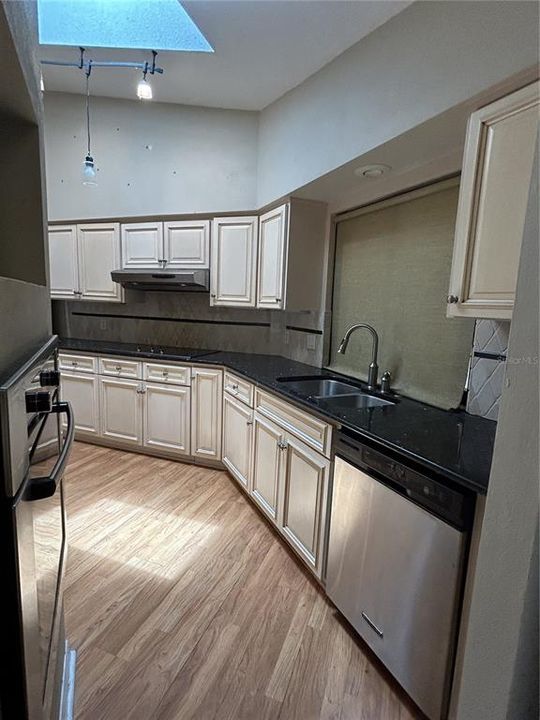 For Sale: $455,000 (3 beds, 2 baths, 2125 Square Feet)