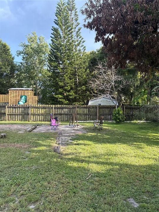 На продажу: $279,900 (2 спален, 2 ванн, 1263 Квадратных фут)