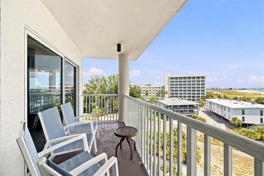 En Venta: $750,000 (2 camas, 2 baños, 870 Pies cuadrados)