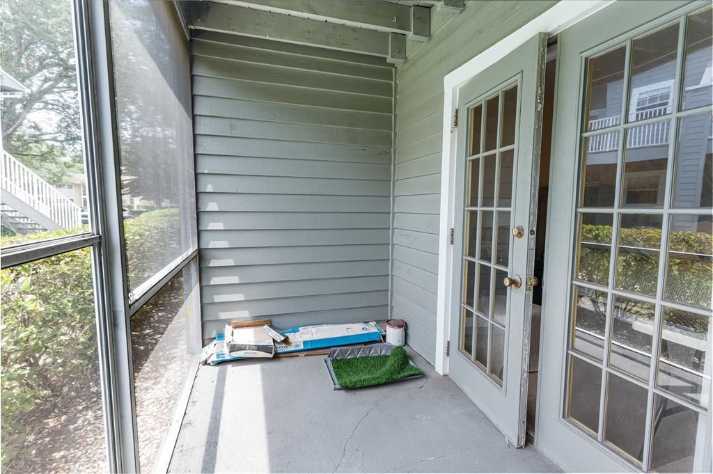 For Sale: $145,000 (2 beds, 1 baths, 1060 Square Feet)
