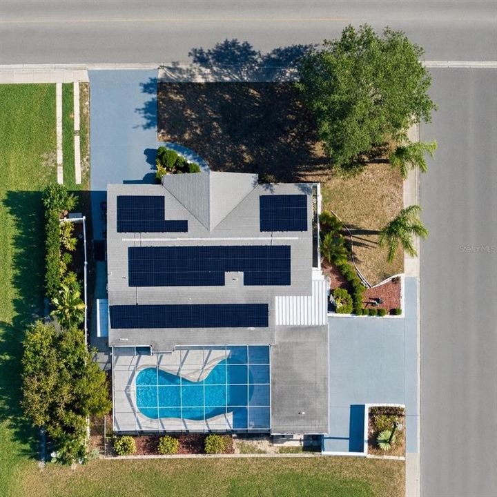 Activo con contrato: $399,990 (4 camas, 3 baños, 2002 Pies cuadrados)