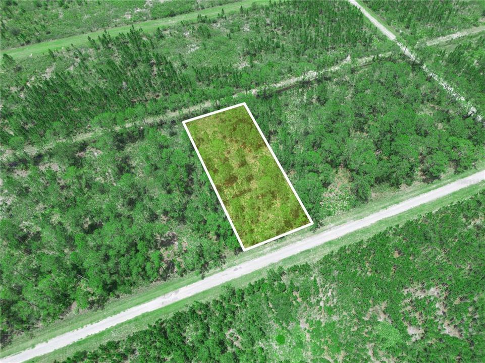 En Venta: $15,000 (0.50 acres)