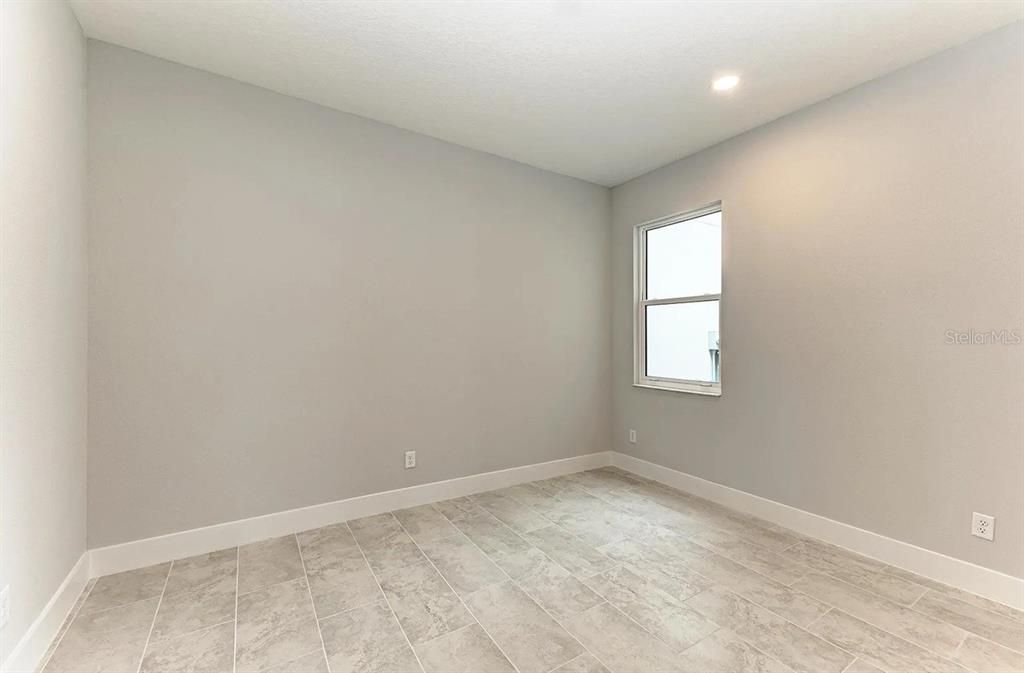 For Rent: $5,000 (3 beds, 2 baths, 1897 Square Feet)
