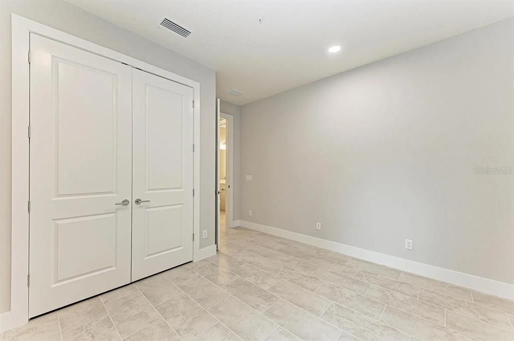 For Rent: $5,000 (3 beds, 2 baths, 1897 Square Feet)