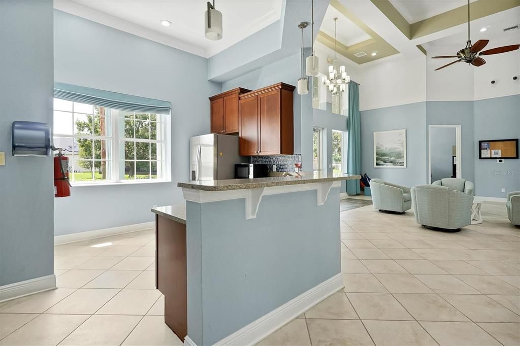 待售: $330,000 (3 贝兹, 2 浴室, 1668 平方英尺)