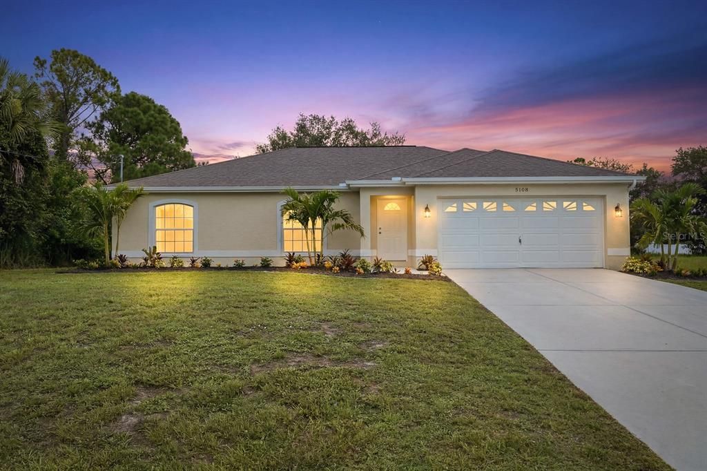 For Sale: $269,900 (3 beds, 2 baths, 1197 Square Feet)