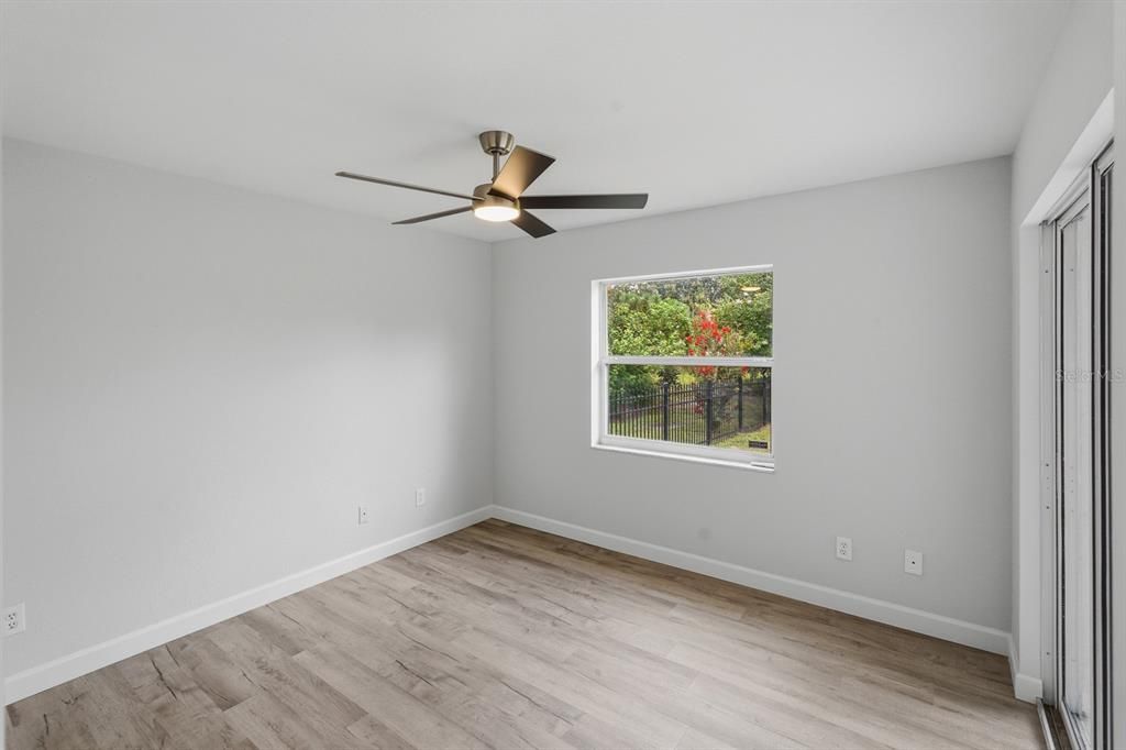 For Sale: $269,900 (3 beds, 2 baths, 1197 Square Feet)